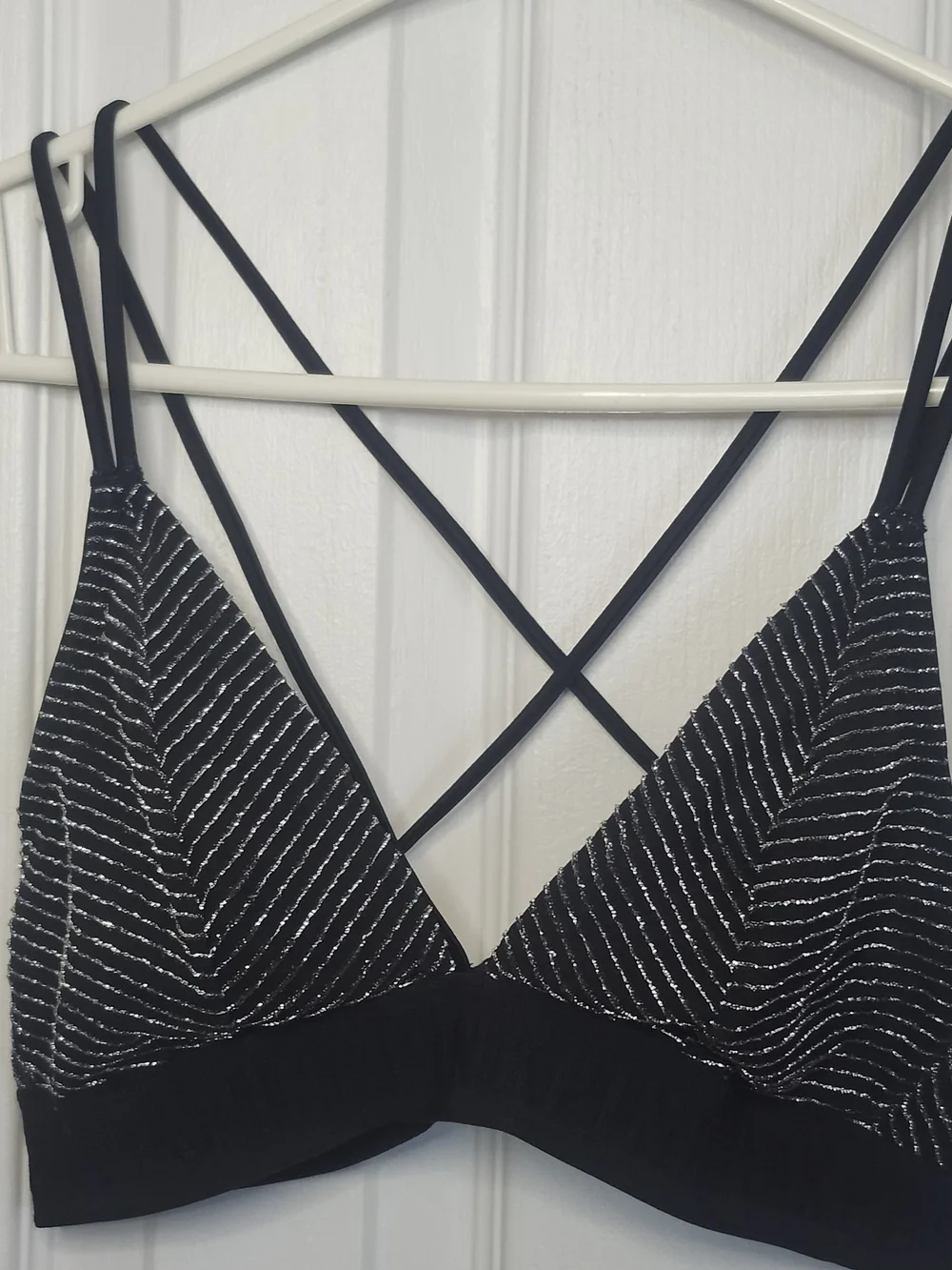 Victoria's Secret PINK Black Bralette with Silver Accents - Size M - Picture 1 of 3
